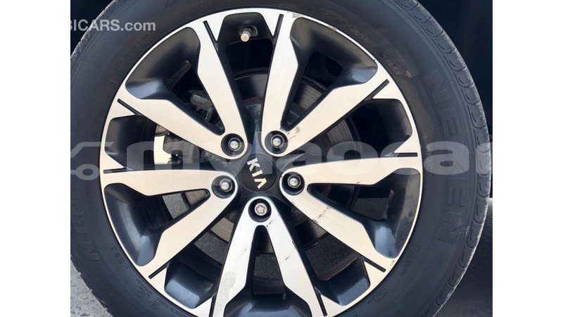 Big with watermark kia sportage attapeu province import dubai 4121