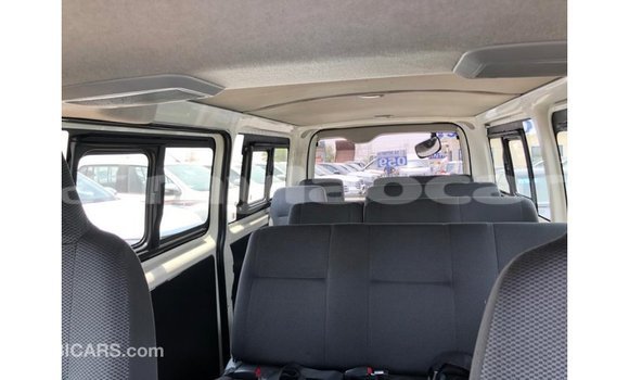 Buy Import Toyota Hiace White Car in Import - Dubai in Attapeu Province Buy Import Toyota Hiace White Car in Import - Dubai in Attapeu Province