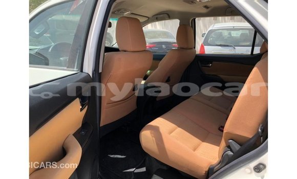 Buy Import Toyota Fortuner White Car in Import - Dubai in Attapeu Province Buy Import Toyota Fortuner White Car in Import - Dubai in Attapeu Province