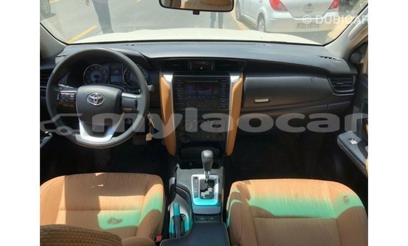 Buy Import Toyota Fortuner White Car in Import - Dubai in Attapeu Province Buy Import Toyota Fortuner White Car in Import - Dubai in Attapeu Province