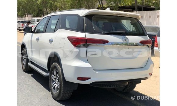 Buy Import Toyota Fortuner White Car in Import - Dubai in Attapeu Province Buy Import Toyota Fortuner White Car in Import - Dubai in Attapeu Province