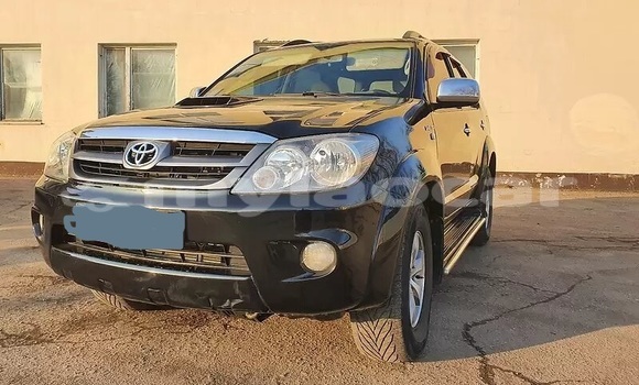 Buy Used Toyota Fortuner Black Car in Vientiane in Vientiane Province Buy Used Toyota Fortuner Black Car in Vientiane in Vientiane Province