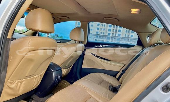 Buy Used Hyundai Sonata White Car in Vientiane in Vientiane Province Buy Used Hyundai Sonata White Car in Vientiane in Vientiane Province