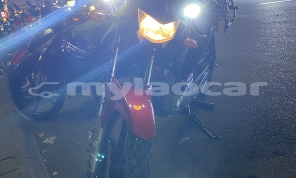 ຊື້ ໃຊ້ແລ້ວ Yamaha YBR-125 Red ລົດຖີບ ໃນ Vientiane ໃນ Vientiane Province ຊື້ ໃຊ້ແລ້ວ Yamaha YBR-125 Red ລົດຖີບ ໃນ Vientiane ໃນ Vientiane Province