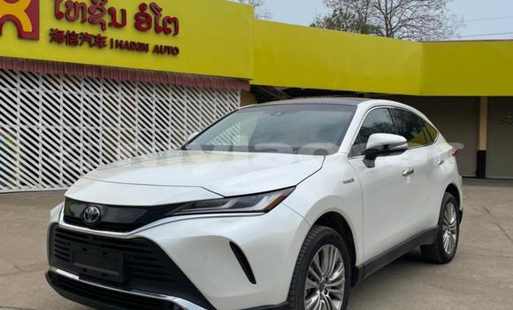 Acheter Occasion Voiture Toyota Harrier Blanc à Luang Prabang, Louangphabang Province
