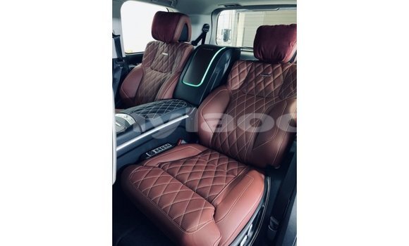 Buy Import Toyota Land Cruiser Black Car in Import - Dubai in Attapeu Province Buy Import Toyota Land Cruiser Black Car in Import - Dubai in Attapeu Province