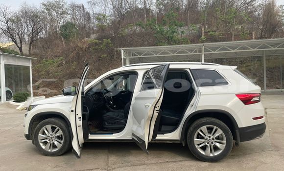 Buy Used Skoda Kodiaq White Car in Luang Prabang in Louangphabang Province Buy Used Skoda Kodiaq White Car in Luang Prabang in Louangphabang Province