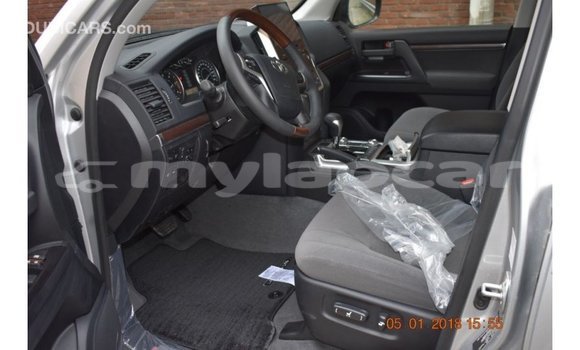 Buy Import Toyota Land Cruiser Other Car in Import - Dubai in Attapeu Province Buy Import Toyota Land Cruiser Other Car in Import - Dubai in Attapeu Province