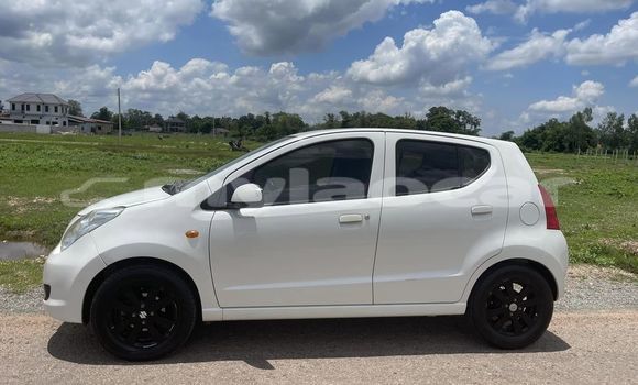 Buy Used Suzuki Kei White Car in Vientiane in Vientiane Province Buy Used Suzuki Kei White Car in Vientiane in Vientiane Province