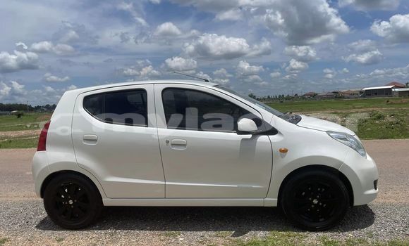 Buy Used Suzuki Kei White Car in Vientiane in Vientiane Province Buy Used Suzuki Kei White Car in Vientiane in Vientiane Province