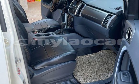 ຊື້ ໃຊ້ແລ້ວ Toyota RAV4 White ລົດ ໃນ Vientiane ໃນ Vientiane Province ຊື້ ໃຊ້ແລ້ວ Toyota RAV4 White ລົດ ໃນ Vientiane ໃນ Vientiane Province