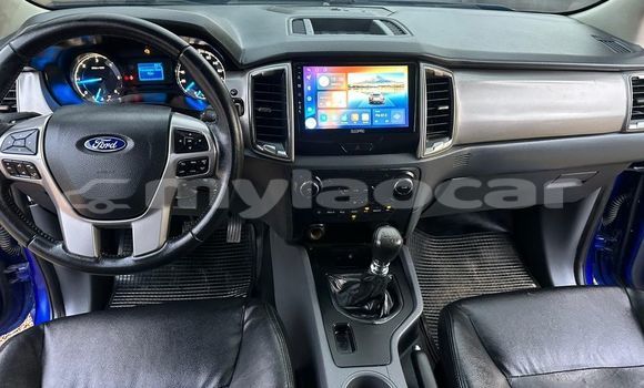 ຊື້ ໃຊ້ແລ້ວ Toyota Hilux Blue ລົດ ໃນ Vientiane ໃນ Vientiane Province ຊື້ ໃຊ້ແລ້ວ Toyota Hilux Blue ລົດ ໃນ Vientiane ໃນ Vientiane Province