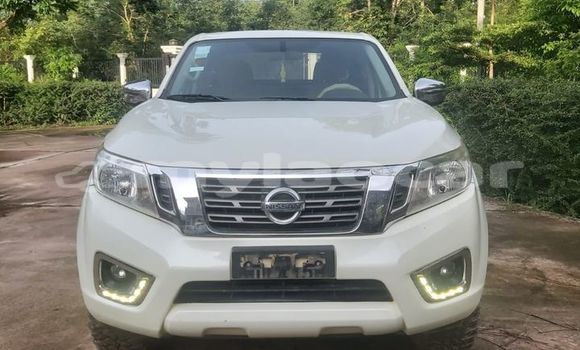 ຊື້ ໃຊ້ແລ້ວ Toyota Nadia White ລົດ ໃນ Vientiane ໃນ Vientiane Province ຊື້ ໃຊ້ແລ້ວ Toyota Nadia White ລົດ ໃນ Vientiane ໃນ Vientiane Province