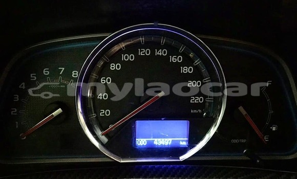 Buy Used Toyota Altezza White Car in Vientiane in Vientiane Province Buy Used Toyota Altezza White Car in Vientiane in Vientiane Province