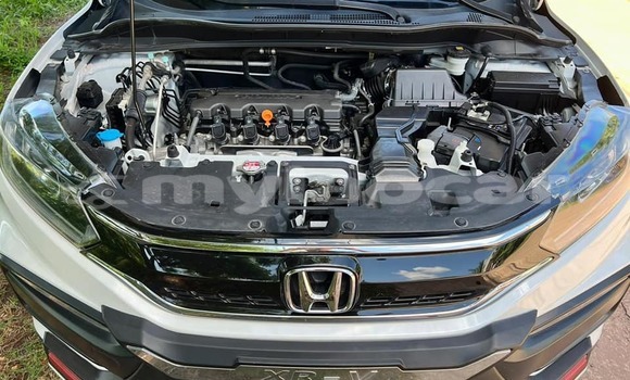 Buy Used Honda CR-X White Car in Vientiane in Vientiane Province Buy Used Honda CR-X White Car in Vientiane in Vientiane Province