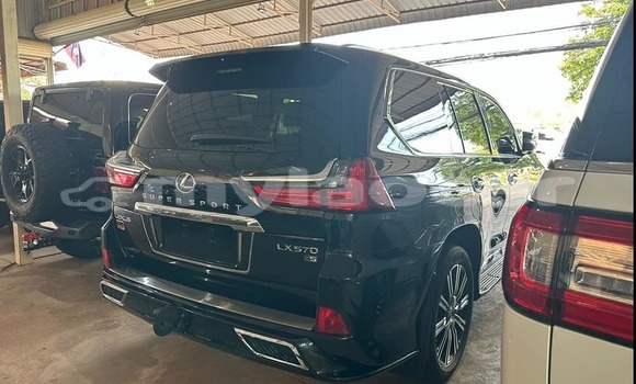 Buy Used Lexus LX 570 Black Car in Vientiane in Vientiane Province Buy Used Lexus LX 570 Black Car in Vientiane in Vientiane Province