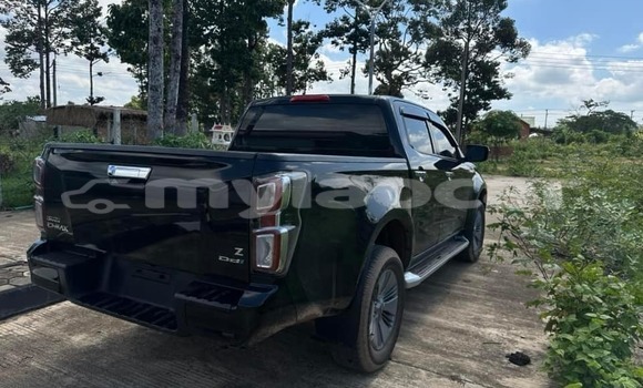 Buy Used Isuzu D–MAX Black Car in Vientiane in Vientiane Province Buy Used Isuzu D–MAX Black Car in Vientiane in Vientiane Province