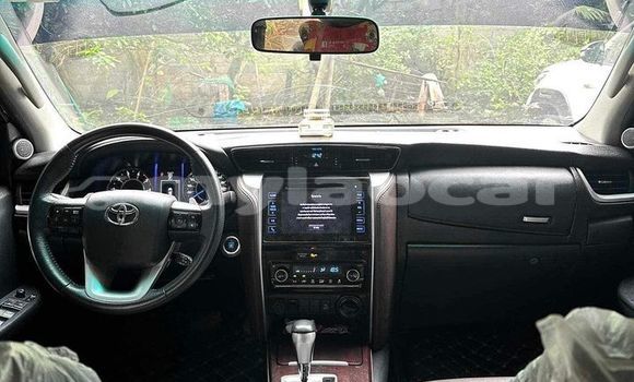 Buy Used Toyota Fortuner Black Car in Vientiane in Vientiane Province Buy Used Toyota Fortuner Black Car in Vientiane in Vientiane Province