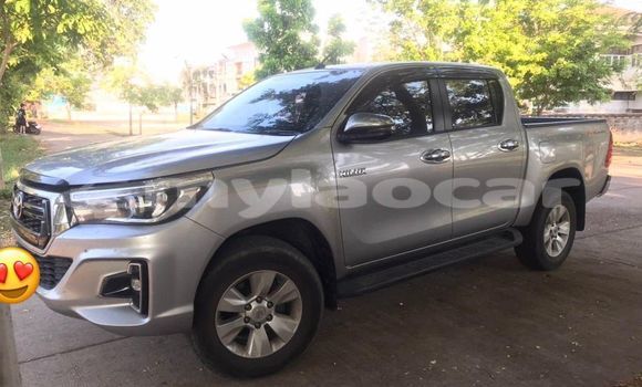 Buy Used Toyota Hilux Other Car in Vientiane in Vientiane Province Buy Used Toyota Hilux Other Car in Vientiane in Vientiane Province