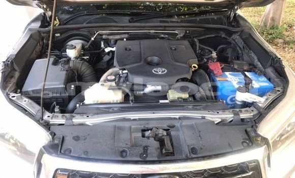 Buy Used Toyota Hilux Other Car in Vientiane in Vientiane Province Buy Used Toyota Hilux Other Car in Vientiane in Vientiane Province