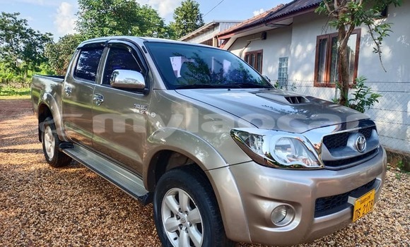 Buy Used Toyota Hilux Other Car in Vientiane in Vientiane Province Buy Used Toyota Hilux Other Car in Vientiane in Vientiane Province