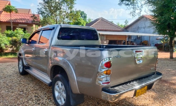 Buy Used Toyota Hilux Other Car in Vientiane in Vientiane Province Buy Used Toyota Hilux Other Car in Vientiane in Vientiane Province