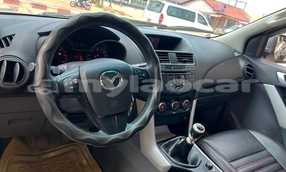 Buy Used Toyota Hilux Other Car in Vientiane in Vientiane Province Buy Used Toyota Hilux Other Car in Vientiane in Vientiane Province