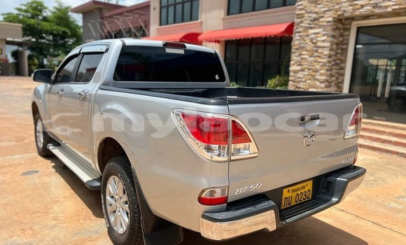 Buy Used Toyota Hilux Other Car in Vientiane in Vientiane Province Buy Used Toyota Hilux Other Car in Vientiane in Vientiane Province