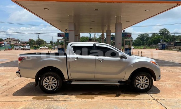 Buy Used Toyota Hilux Other Car in Vientiane in Vientiane Province Buy Used Toyota Hilux Other Car in Vientiane in Vientiane Province