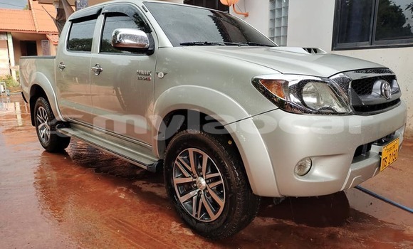 Buy Used Toyota Hilux Other Car in Vientiane in Vientiane Province Buy Used Toyota Hilux Other Car in Vientiane in Vientiane Province