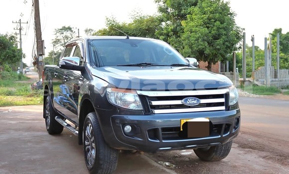 Buy Used Ford Escape Black Car in Vientiane in Vientiane Province