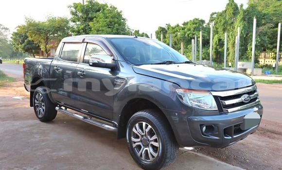 Buy Used Ford Escape Black Car in Vientiane in Vientiane Province Buy Used Ford Escape Black Car in Vientiane in Vientiane Province