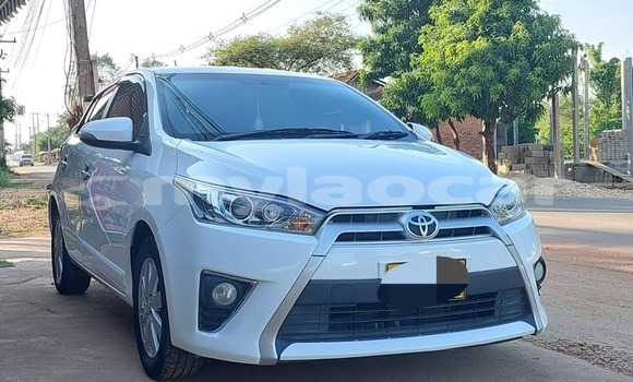 Acheter Occasion Voiture Toyota Avensis Blanc à Vientiane, Vientiane Province