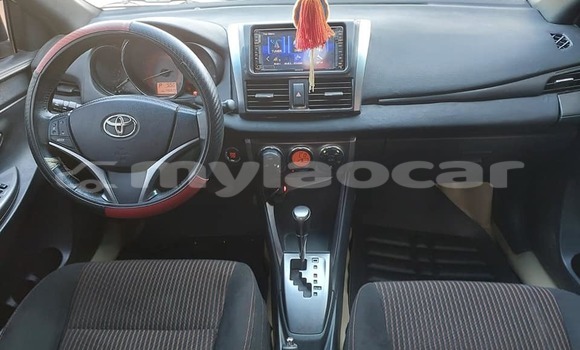 Buy Used Toyota Avensis White Car in Vientiane in Vientiane Province Buy Used Toyota Avensis White Car in Vientiane in Vientiane Province