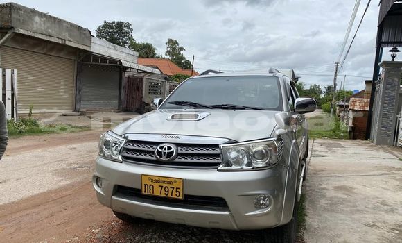 Buy Used Toyota Hilux Other Car in Vientiane in Vientiane Province Buy Used Toyota Hilux Other Car in Vientiane in Vientiane Province