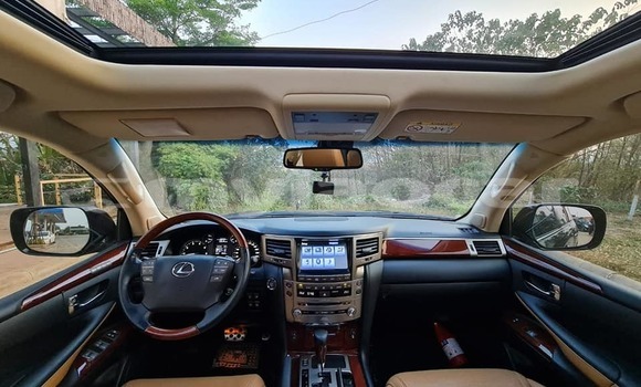 Buy Used Lexus LX 450 Black Car in Vientiane in Vientiane Province Buy Used Lexus LX 450 Black Car in Vientiane in Vientiane Province