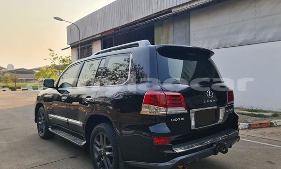 Buy Used Lexus LX 450 Black Car in Vientiane in Vientiane Province Buy Used Lexus LX 450 Black Car in Vientiane in Vientiane Province