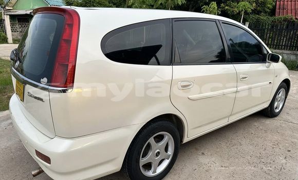 Buy Used Honda Stream White Car in Vientiane in Vientiane Province Buy Used Honda Stream White Car in Vientiane in Vientiane Province