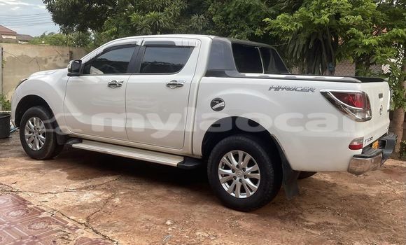 ຊື້ ໃຊ້ແລ້ວ Mazda BT-50 White ລົດ ໃນ Vientiane ໃນ Vientiane Province ຊື້ ໃຊ້ແລ້ວ Mazda BT-50 White ລົດ ໃນ Vientiane ໃນ Vientiane Province