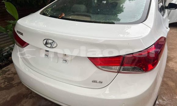 Buy Used Hyundai Elantra White Car in Vientiane in Vientiane Province Buy Used Hyundai Elantra White Car in Vientiane in Vientiane Province