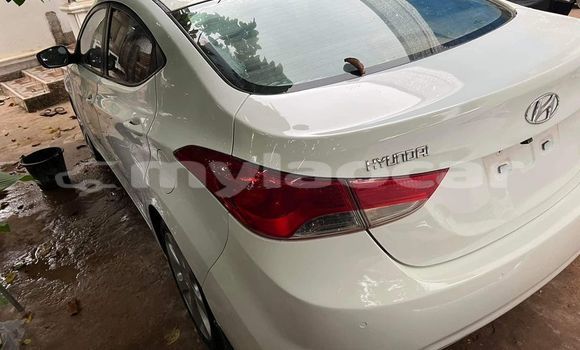 Buy Used Hyundai Elantra White Car in Vientiane in Vientiane Province Buy Used Hyundai Elantra White Car in Vientiane in Vientiane Province