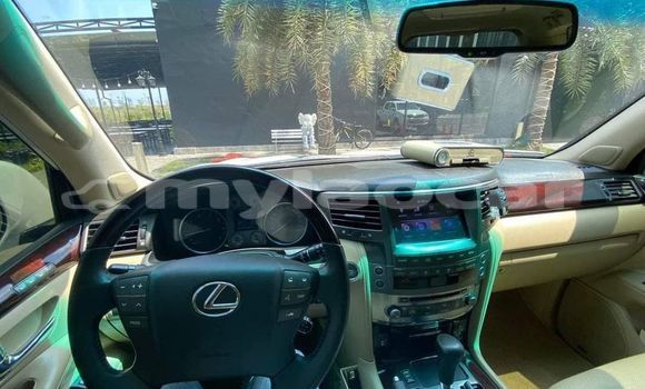 Buy Used Lexus LX 570 White Car in Vientiane in Vientiane Province Buy Used Lexus LX 570 White Car in Vientiane in Vientiane Province