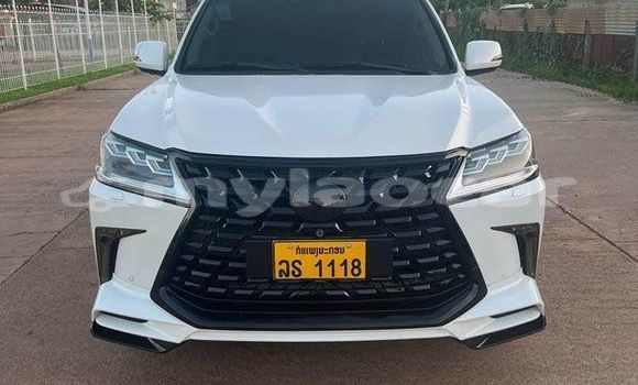 Buy Used Lexus LX 570 White Car in Vientiane in Vientiane Province Buy Used Lexus LX 570 White Car in Vientiane in Vientiane Province