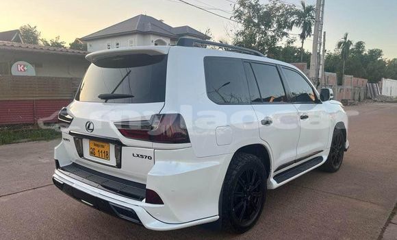 Buy Used Lexus LX 570 White Car in Vientiane in Vientiane Province Buy Used Lexus LX 570 White Car in Vientiane in Vientiane Province