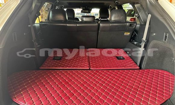 Buy Used Mazda CX-9 White Car in Vientiane in Vientiane Province Buy Used Mazda CX-9 White Car in Vientiane in Vientiane Province