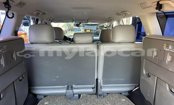 Buy Used Land Rover Defender Other Car in Vientiane in Vientiane Province Buy Used Land Rover Defender Other Car in Vientiane in Vientiane Province