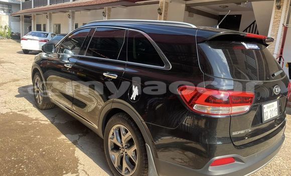 Buy Used Kia Sorento Black Car in Vientiane in Vientiane Province Buy Used Kia Sorento Black Car in Vientiane in Vientiane Province