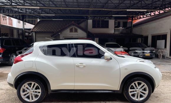 Buy Used Nissan Juke White Car in Vientiane in Vientiane Province Buy Used Nissan Juke White Car in Vientiane in Vientiane Province