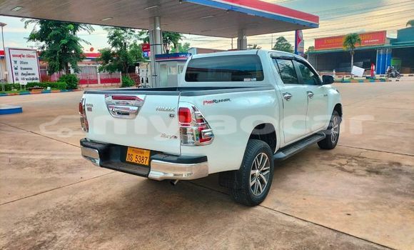 Acheter Occasion Voiture Toyota REVO CAB Z-EDITION Blanc à Vientiane, Vientiane Province Acheter Occasion Voiture Toyota REVO CAB Z-EDITION Blanc à Vientiane, Vientiane Province