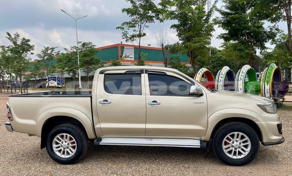 Acheter Occasion Voiture Toyota Hilux Autre à Vientiane, Vientiane Province Acheter Occasion Voiture Toyota Hilux Autre à Vientiane, Vientiane Province